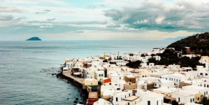 Τα καλύτερα ελληνικά νησιά για το 2024 σύμφωνα με το National Geographic
